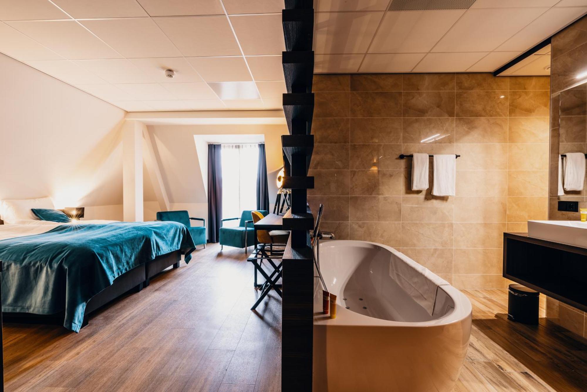 Hotel Hoogeveen Ngoại thất bức ảnh